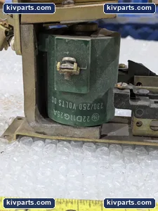 General Electric C100 B10 Relay – actual item, photo 4 of 5