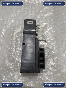 Burkert 00457739 5470 Pneumatic Solenoid Valve – actual item, photo 6 of 7