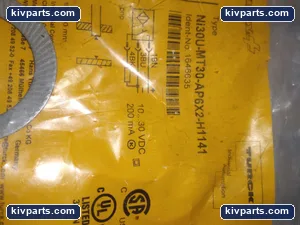 Turck NI30U-MT30-AP6X2-H1141 Proximity Sensor – actual item, photo 4 of 5
