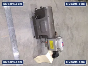 86266 Laborteries Hydro II Servo Valve – actual item, photo 3 of 4