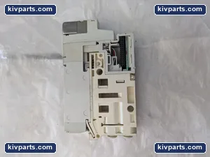 SMC VQC2101N-51 Pneumatic Component – actual item, photo 3 of 4