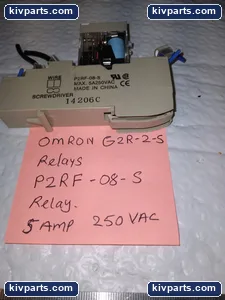 Omron G2R-2-S Relay and Socket – actual item, photo 3 of 4