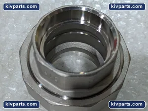 SP114 Threaded Fitting – actual item, photo 4 of 5