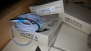 Yamatake Honeywell FL7M-3J6HD-EL05 Cylindrical Proximity Switch