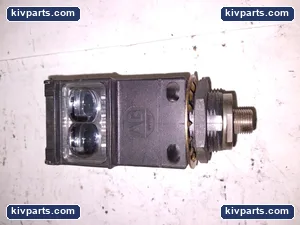 Allen-Bradley 42GTP-9000-QD Photoelectric Sensor – actual item, photo 2 of 3