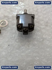 Cutler-Hammer 8501K13 Toggle Switch – actual item, photo 8 of 10