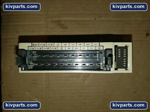 Omron C200H-OA222 Output Unit PLC Module – actual item, photo 3 of 4