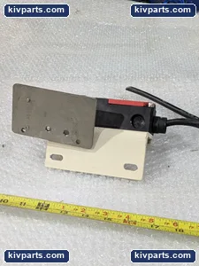 Banner SI-LS42DSG Safety Interlock Switch – actual item, photo 3 of 4