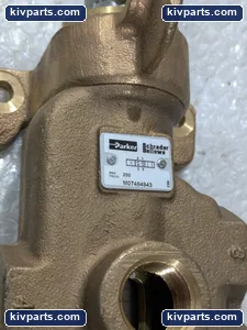 Parker M07464943 Manual Directional Control Valve – actual item, photo 2 of 6