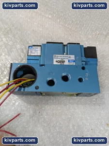 MAC 82A-BA-CKA-TM-DAAP-1DL 4 Way Air Solenoid Valve – actual item, photo 3 of 7
