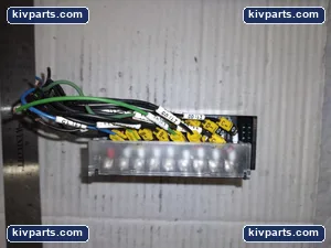 Omron CJ1W-ID211 Terminal Block Sysmac CJ1 PLC – actual item, photo 3 of 4