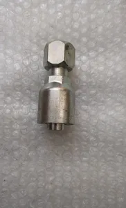 Parker 8432R-R2 Hydraulic Hose Fitting