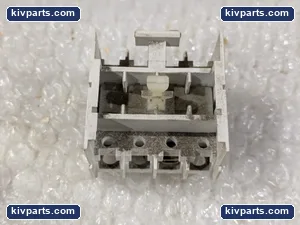 Cutler-Hammer C320KGT8 A2 Auxiliary Contact Block – actual item, photo 2 of 4