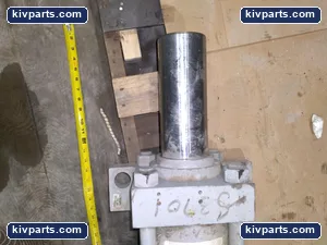 100874-2 Heavy-Duty Hydraulic Cylinder – actual item, photo 3 of 8