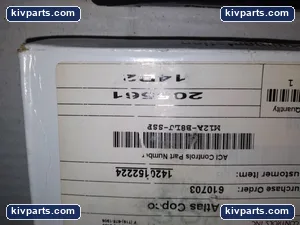 Parker M12A-B8LJ-SSP Series Ball Valve – actual item, photo 2 of 5