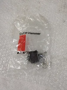 Cutler-Hammer 8501K4 Toggle Switch