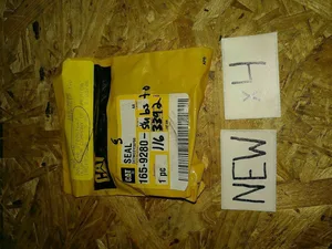 Caterpillar 116-3393 Lip Seal Hydraulic Cylinder
