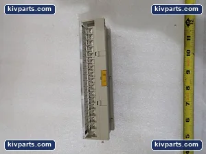 Omron XW2C-20G5-IN16 Terminal Block – actual item, photo 3 of 6