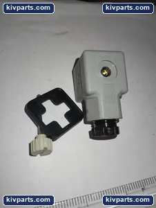 Amphenol C164Z Connector – actual item, photo 3 of 5