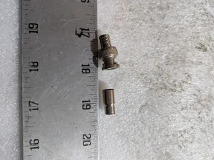 Quest 50Ω RG‑6 Crimp Connector Cable