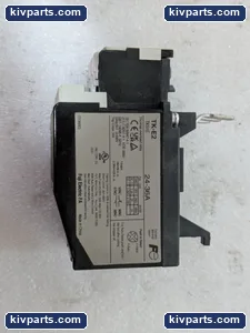 Fuji Electric TK-E2 Overload Relay – actual item, photo 2 of 5