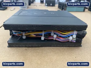 Siemens S7 6ES7 Input Module SM321 Missing Cover – actual item, photo 3 of 4