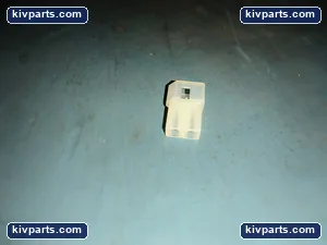 CQMR202 Housing Latching Plug Receptacle – actual item, photo 8 of 11