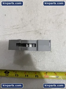 Phoenix Contact Through DIN Rail Terminal Block – actual item, photo 3 of 6