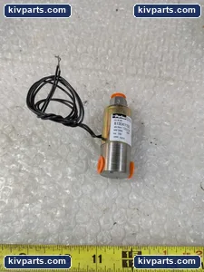 Parker B13DK1150 Skinner Solenoid Valve – actual item, photo 2 of 5