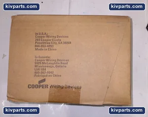 Cooper 28LA-SP Receptacle – actual item, photo 2 of 3
