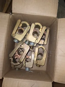 Thomas & Betts 35013 Lugs