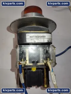 Allen-Bradley 800T-FXQH24R Orange Push Button Switch – actual item, photo 2 of 6