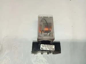 Allen-Bradley 700-HA32A1 Relay