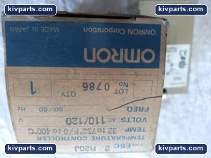 Omron E5C2-R20J Temperature Controller – actual item, photo 2 of 5