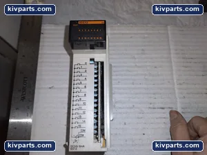 Omron CQM1-ID212 PLC Module – actual item, photo 2 of 4