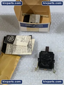 General Electric CR9609201CHW Interlock – actual item, photo 5 of 6