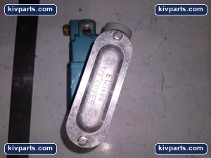 MAC 225B-110EA Cover – actual item, photo 3 of 5