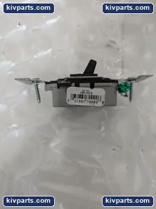 Eaton CSB115STB-SP Receptacle – actual item, photo 3 of 4