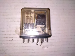 Struthers-Dunn 219BBX-P Plug-In Relay