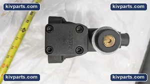 Eaton 02-337608 Vickers Valve – actual item, photo 7 of 9