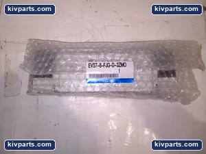 SMC EVS7-8-FJG-D-3ZMO Pneumatic Solenoid Valve – actual item, photo 3 of 4