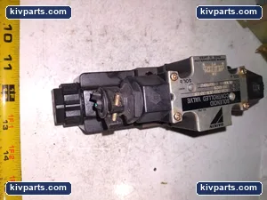 Daikin KS0-G02-2CA-30-EN Solenoid Controlled Valve – actual item, photo 4 of 5