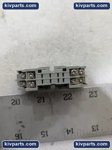 IDEC SY2S-05 Relay Socket – actual item, photo 5 of 8