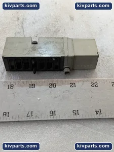 Numatics 122BB400K000030 Double Solenoid Pneumatic Valve – actual item, photo 3 of 7