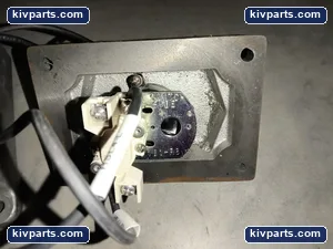 Crouse-Hinds EDS11271 Selector Switch Control – actual item, photo 3 of 6