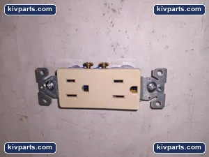 Cooper Receptacle – actual item, photo 4 of 6