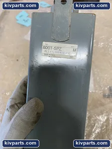 Allen-Bradley 800T-5PZ Push Button Station Enclosure – actual item, photo 4 of 8