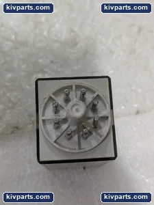 Allen-Bradley 700-HA32A1 General Purpose Tube Base Relay – actual item, photo 4 of 5