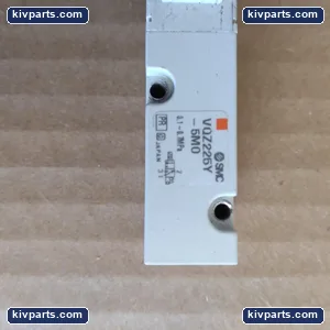 SMC VQZ225Y-5M0 Pneumatic Solenoid Valve – actual item, photo 2 of 7