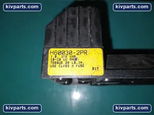 Bussmann H60030-2PR Fuse Block Holder – actual item, photo 3 of 5